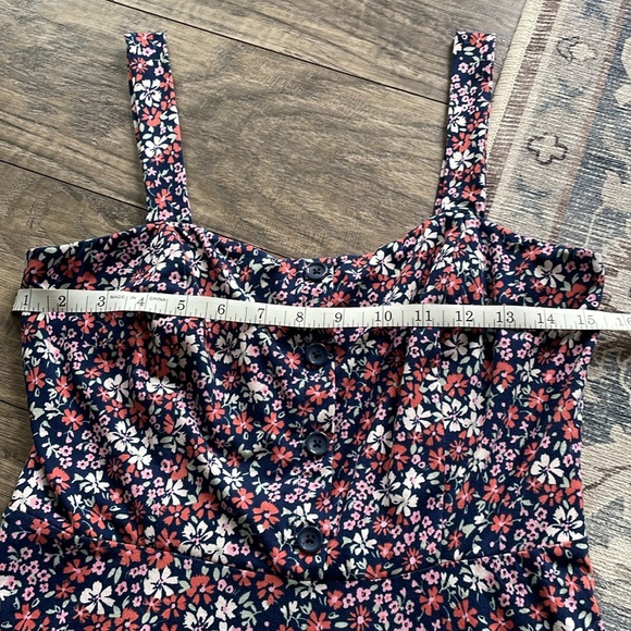 Ladies - Floral Dress - Picture 4 of 6